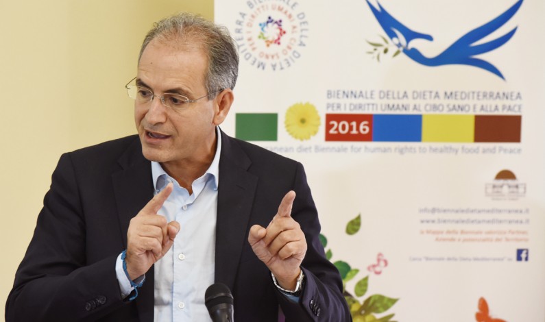 Diritti Umani al Cibo Sano: Francesco Rao nuovo Presidente ANS Calabria presenta la BIENNALE ai Sociologi